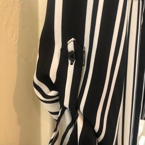 New with tags Ladies Jones New York top - size Large